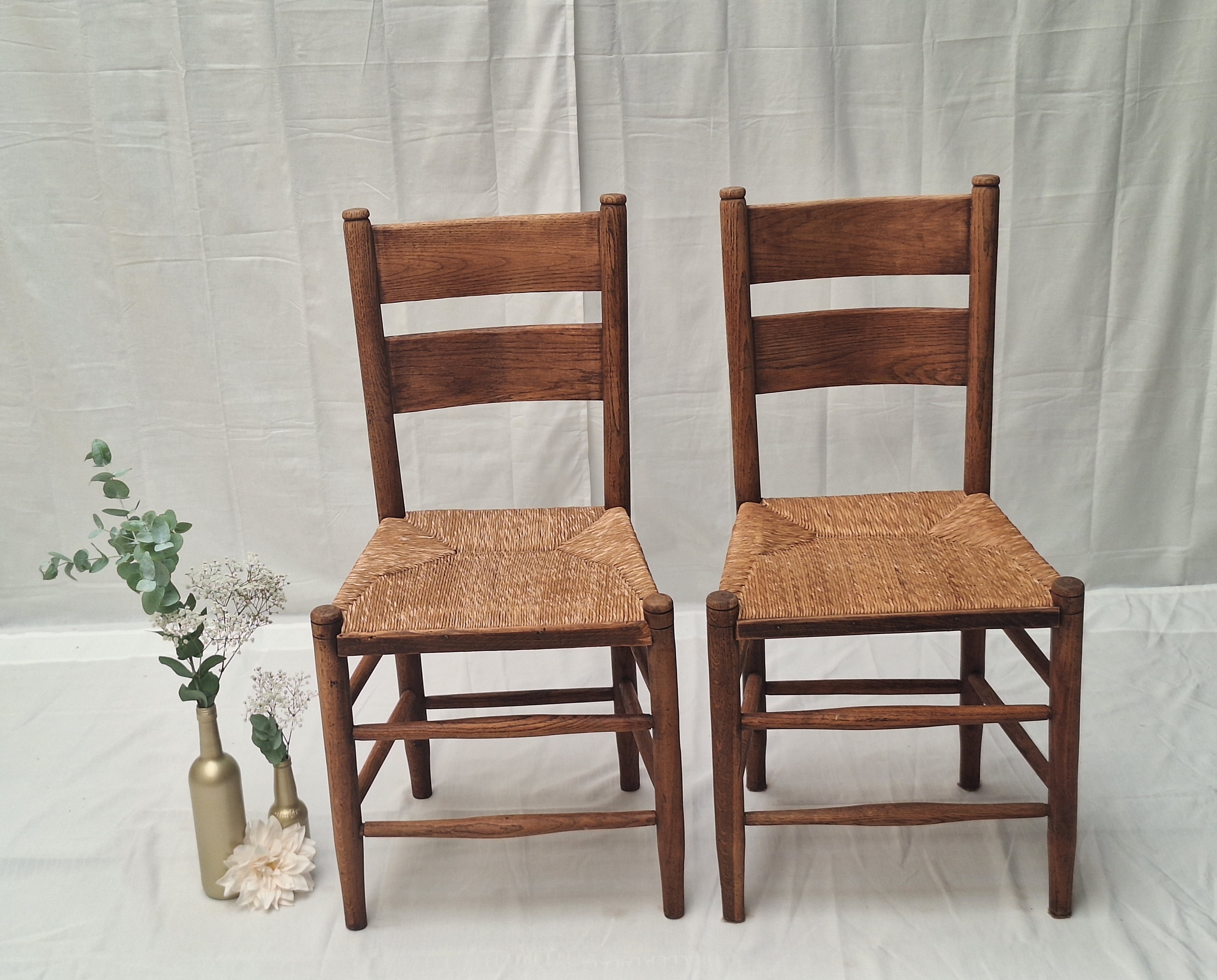 Stoelen bruidspaar